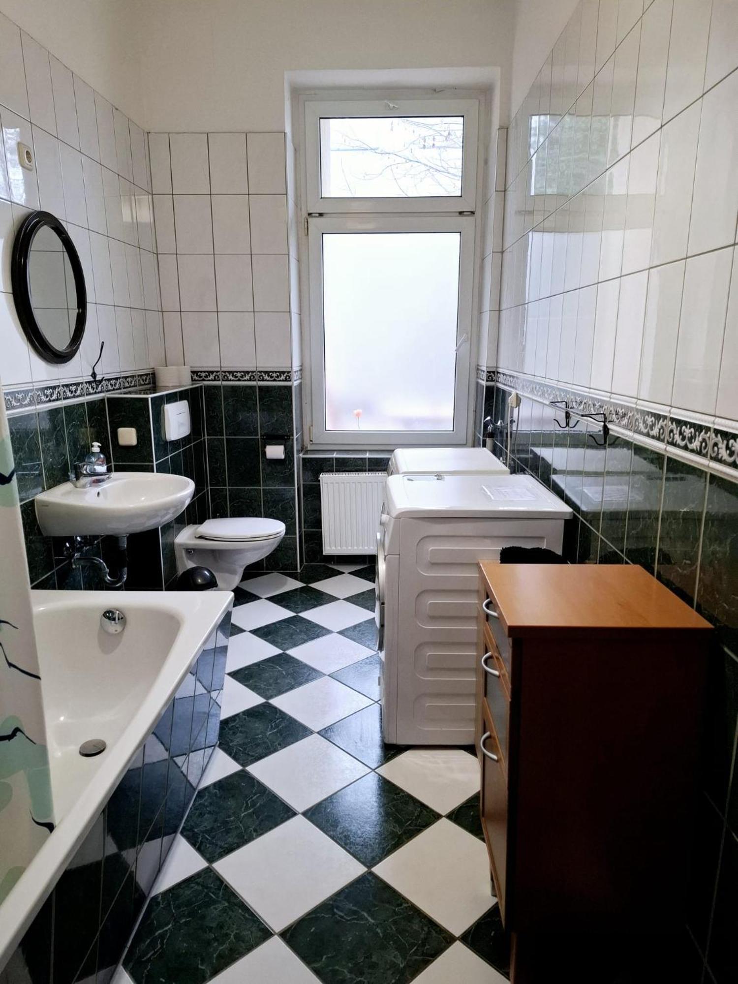 Ferienwohnung Altbau-Schmuckstück an der Karli mit riesigem Balkon Leipzig Exterior foto