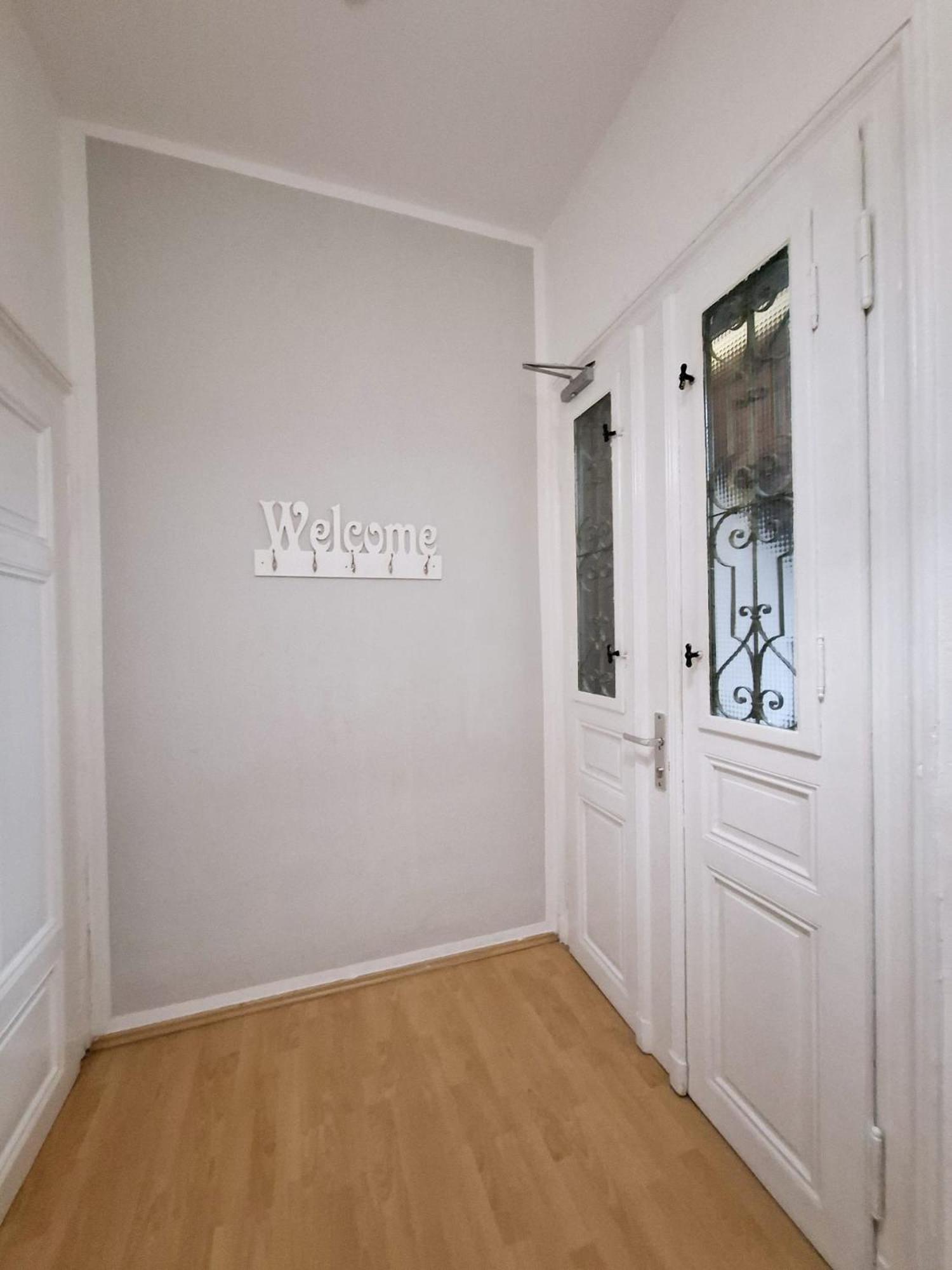 Ferienwohnung Altbau-Schmuckstück an der Karli mit riesigem Balkon Leipzig Exterior foto
